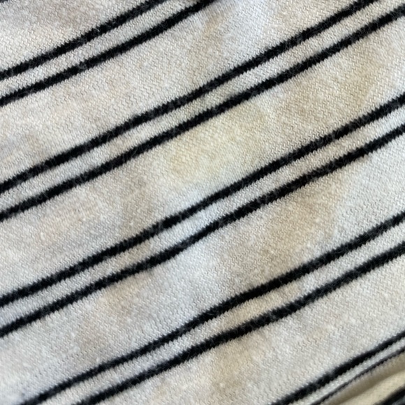 1 + in the family Orlando shorts in cream and black - Picture 4 of 4